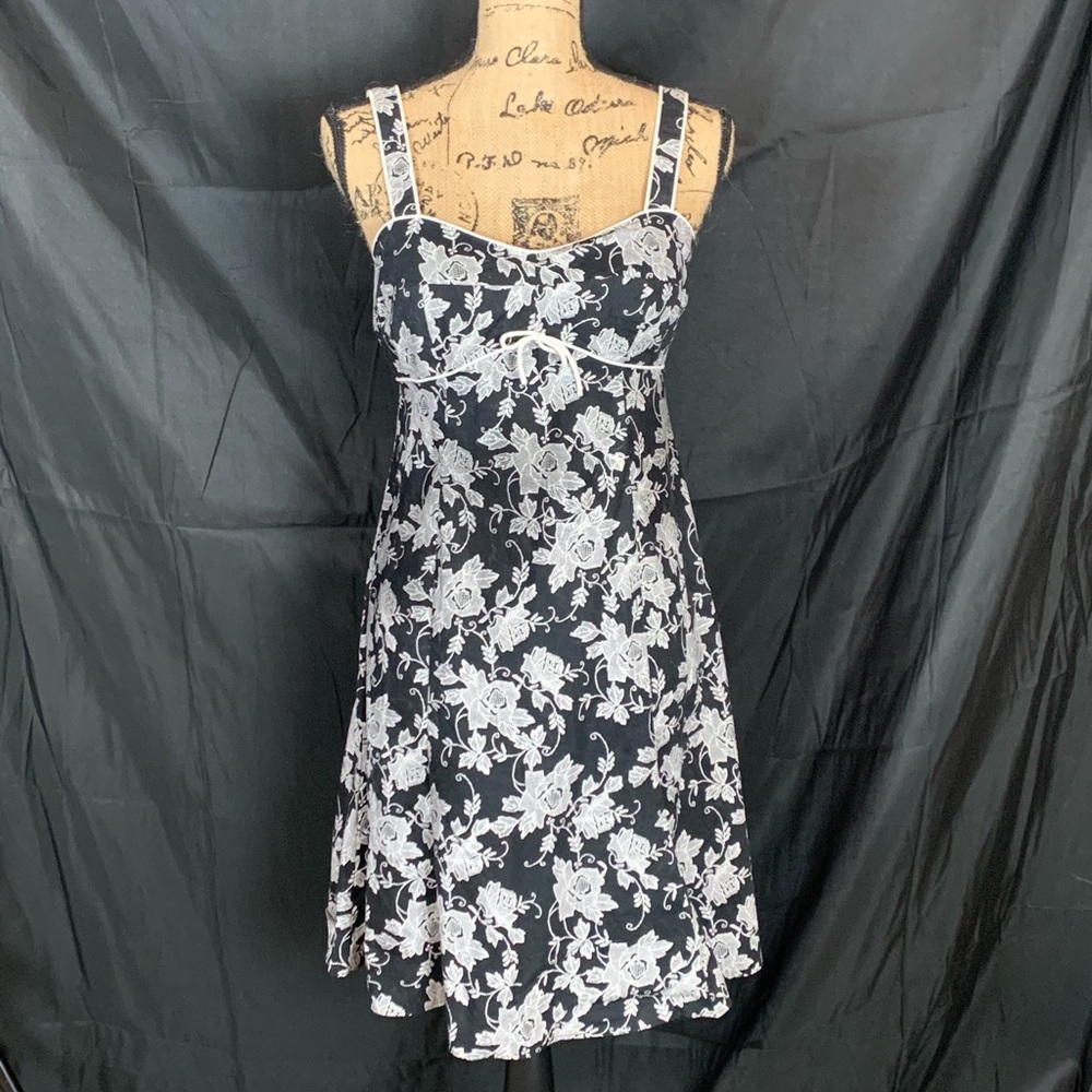 Black and white dress